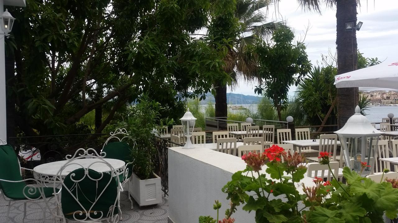 Hotel Magllara Saranda Extérieur photo